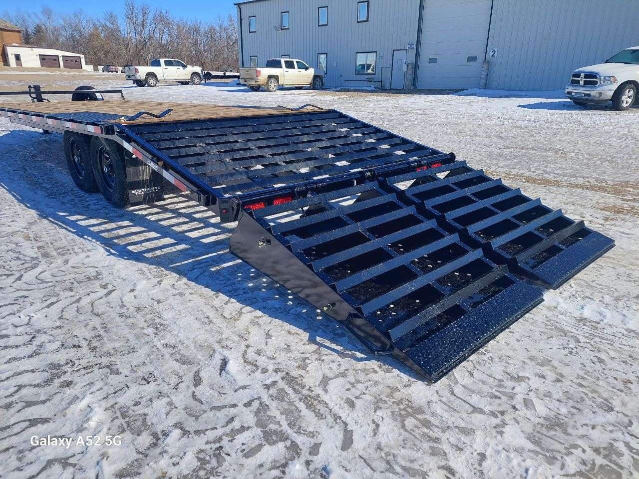 2026 Southland 8'6" x 20' + 5' BT Deckover TA 7000 Trailer