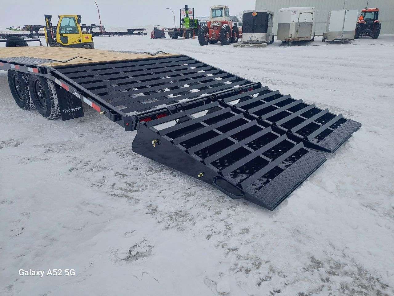 2026 Southland 8'6" x 20' + 5' BT Deckover TA 7000 Trailer