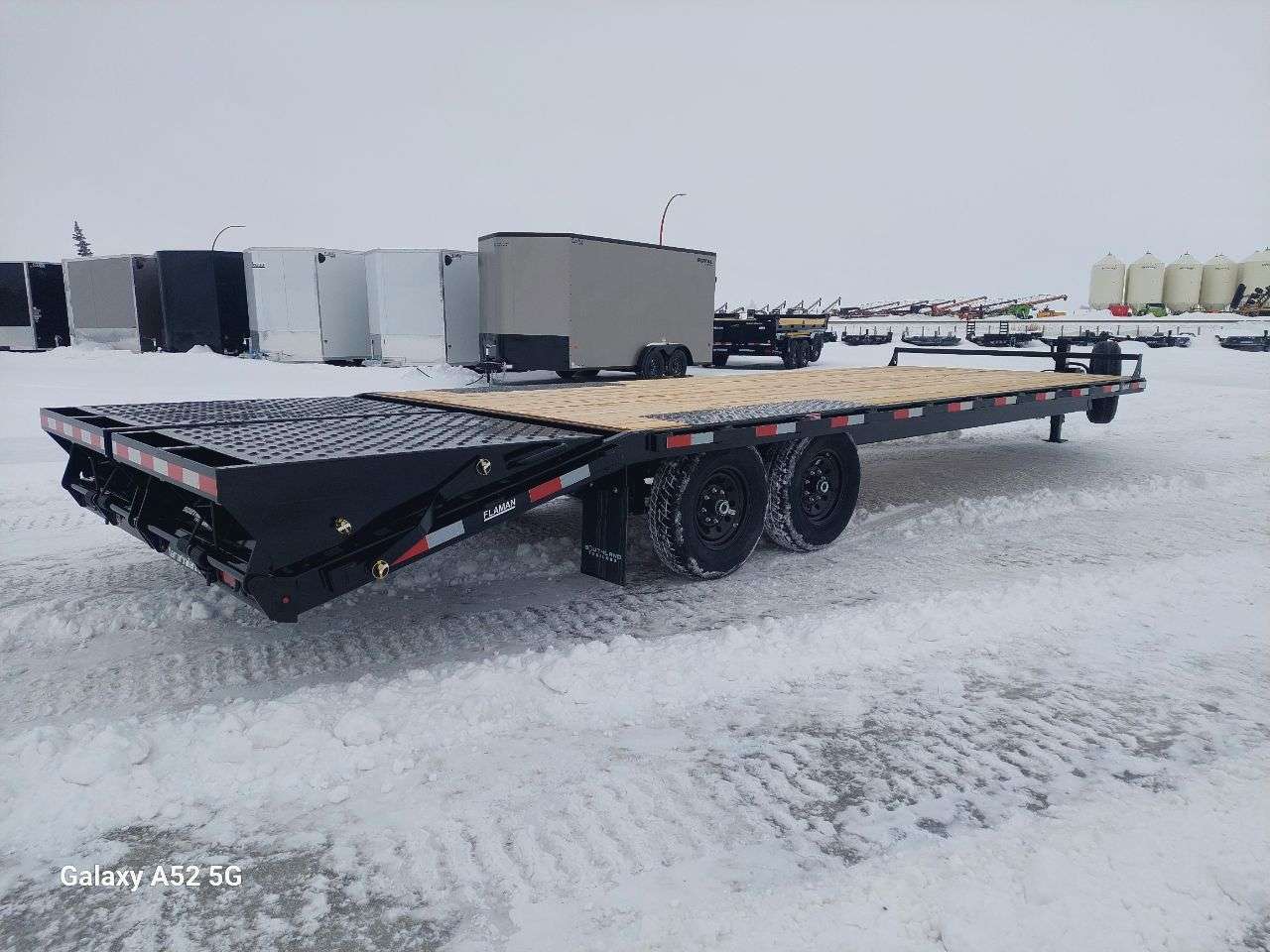 2026 Southland 8'6" x 20' + 5' BT Deckover TA 7000 Trailer
