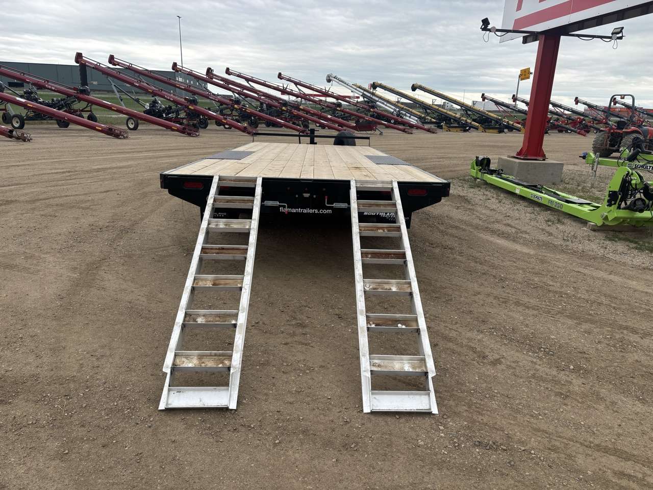 2026 Southland 8'6" x 20' Deckover Tandem 7K Trailer