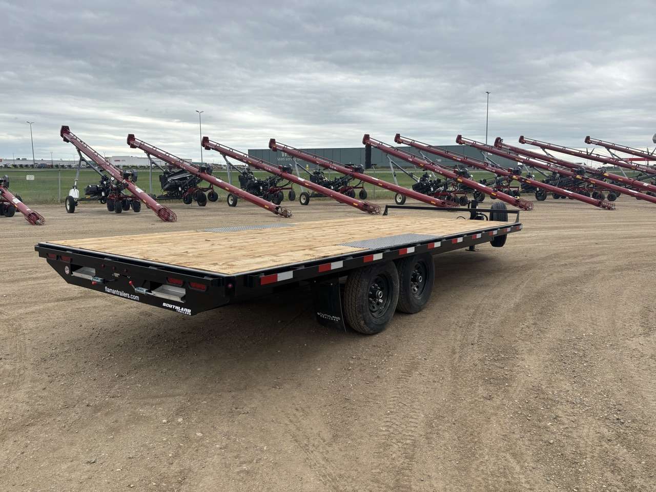 2026 Southland 8'6" x 20' Deckover Tandem 7K Trailer