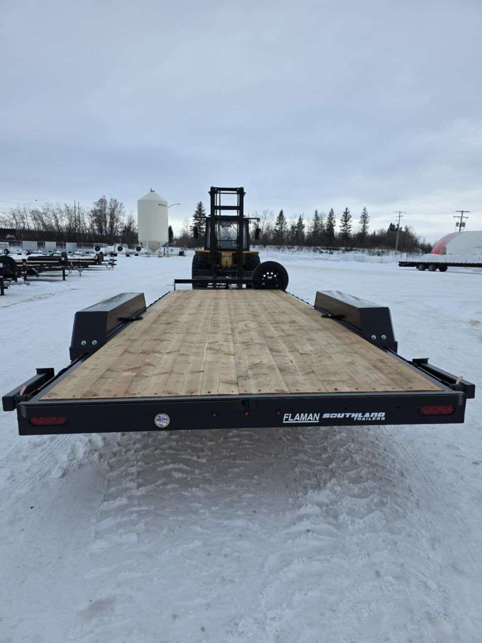 2026 Southland 8'6" x 20' Flat Deck Trailer