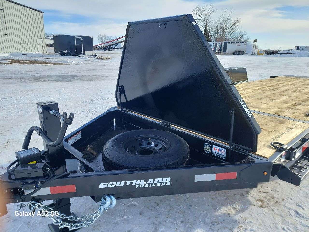 2026 Southland 8'6" x 20' Partial Tilt Trailer
