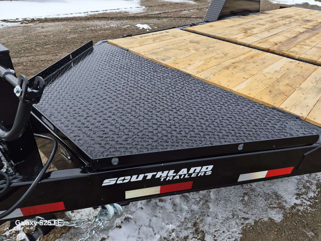 2026 Southland 8'6" x 20' Partial Tilt Trailer