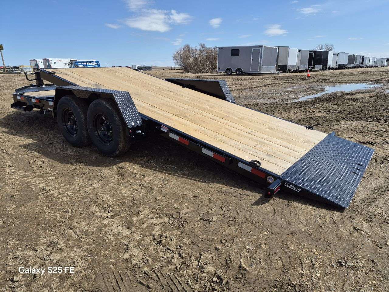 2026 Southland 8'6" x 20' Partial Tilt Trailer