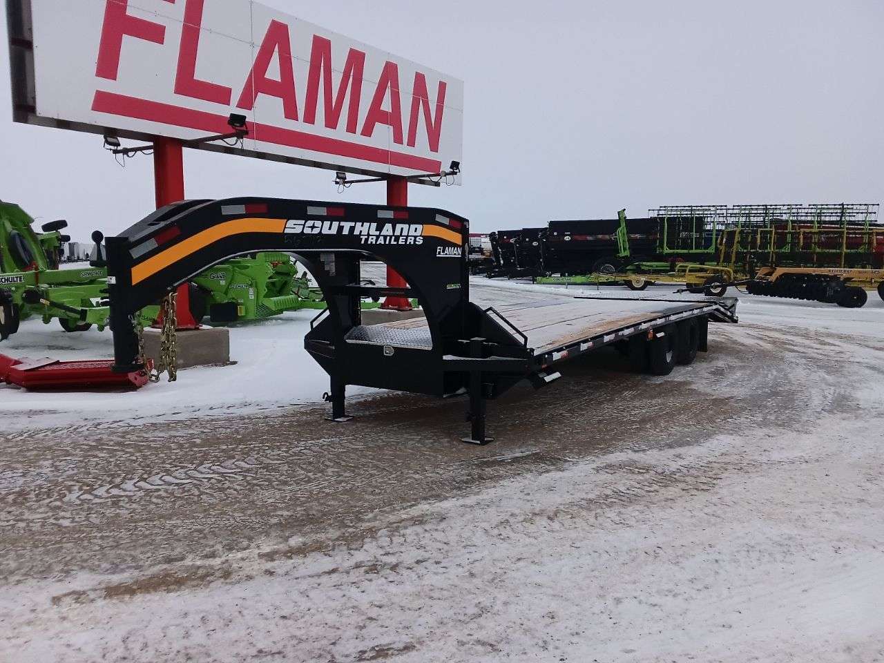 2026 Southland 8'6" x 22' + 6' Beavertail GN Flat Deck TA