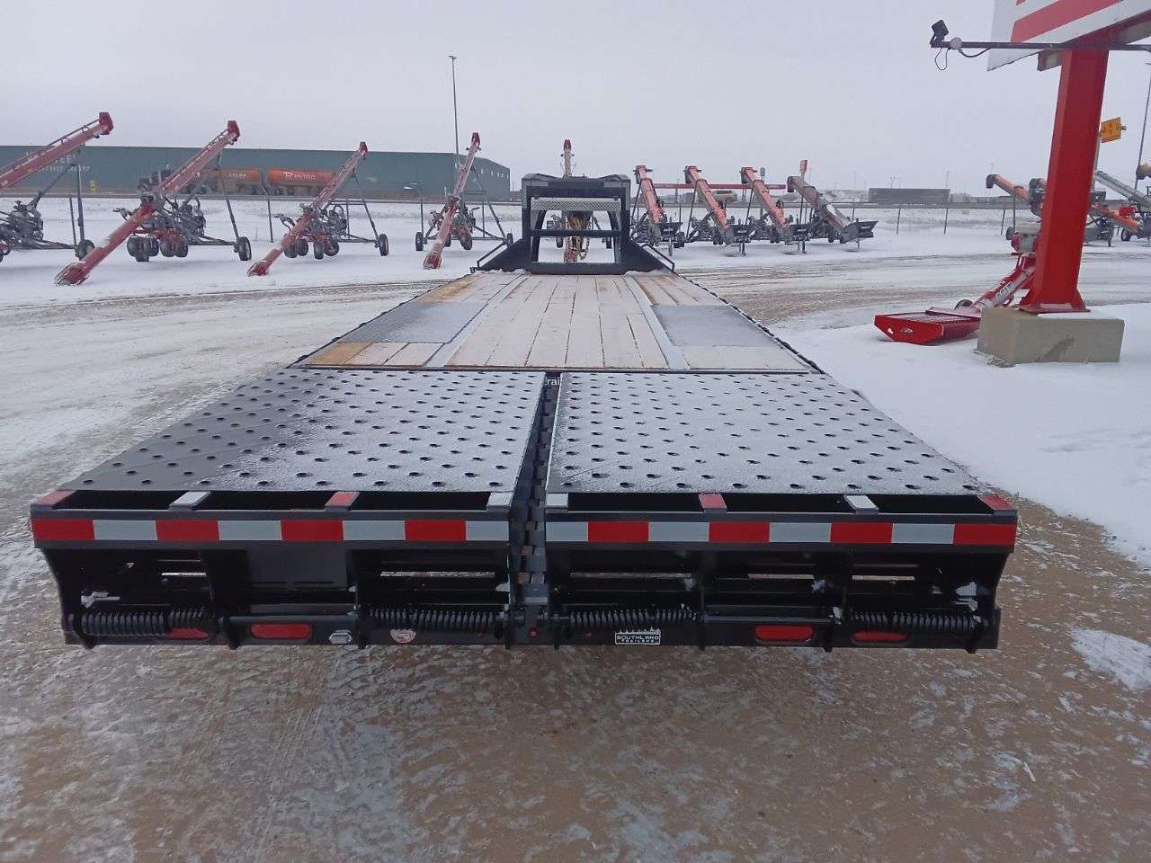 2026 Southland 8'6" x 22' + 6' Beavertail GN Flat Deck TA