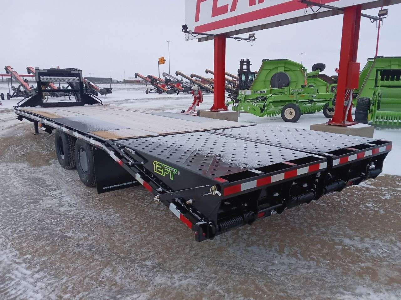 2026 Southland 8'6" x 22' + 6' Beavertail GN Flat Deck TA