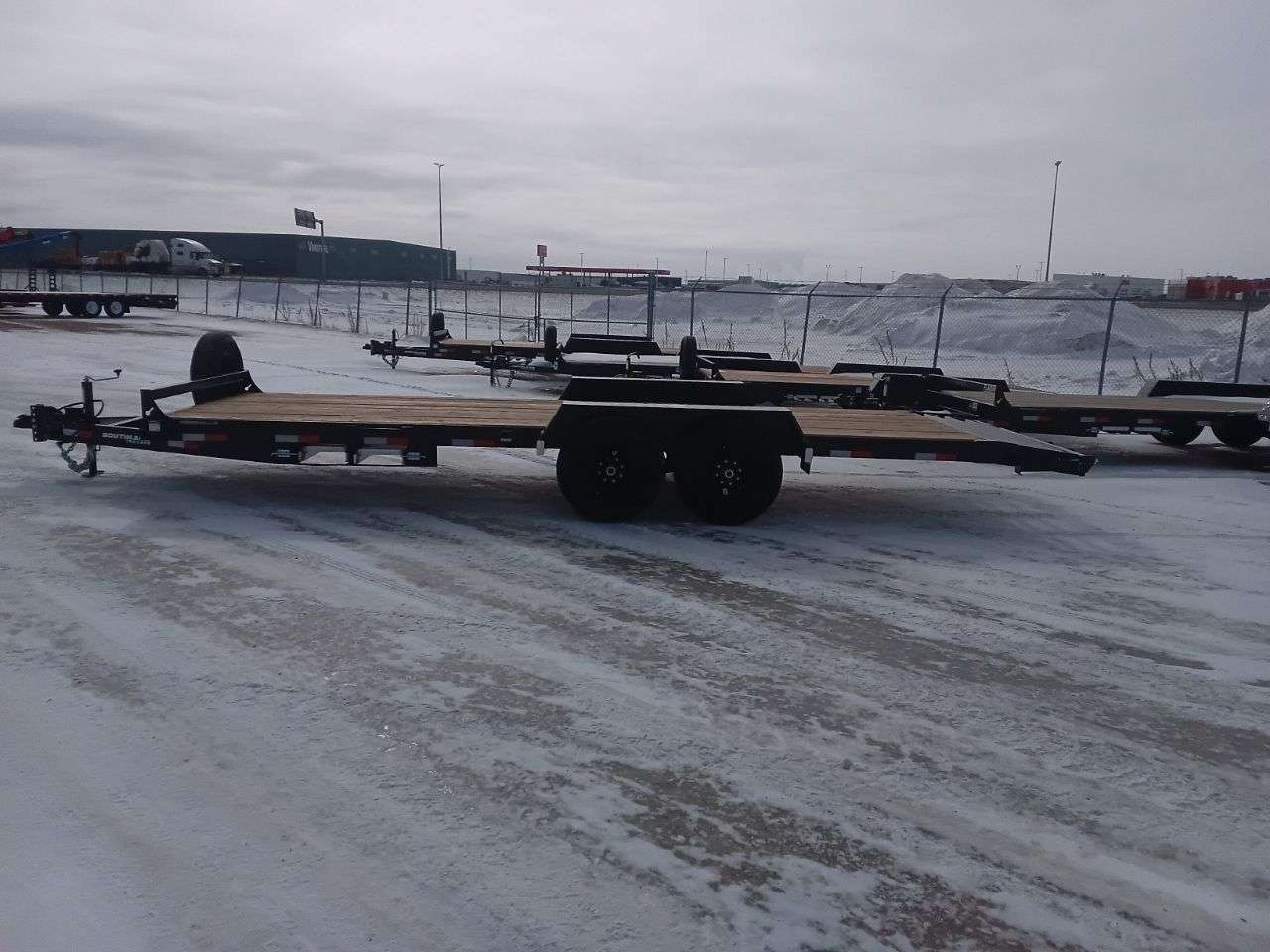 2026 Southland 8'6" x 22' Beavertail Flat Deck Trailer