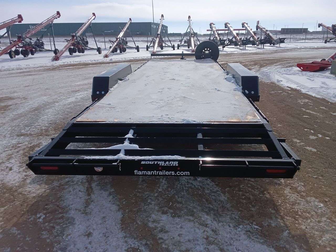 2026 Southland 8'6" x 22' Beavertail Flat Deck Trailer