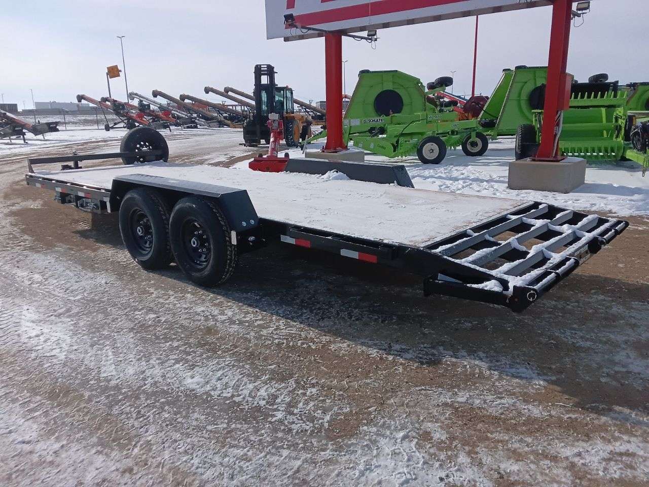 2026 Southland 8'6" x 22' Beavertail Flat Deck Trailer
