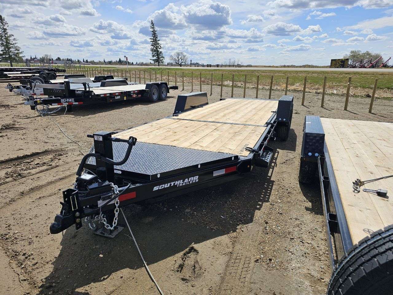 2026 Southland 8'6" x 22' Partial Tilt Trailer