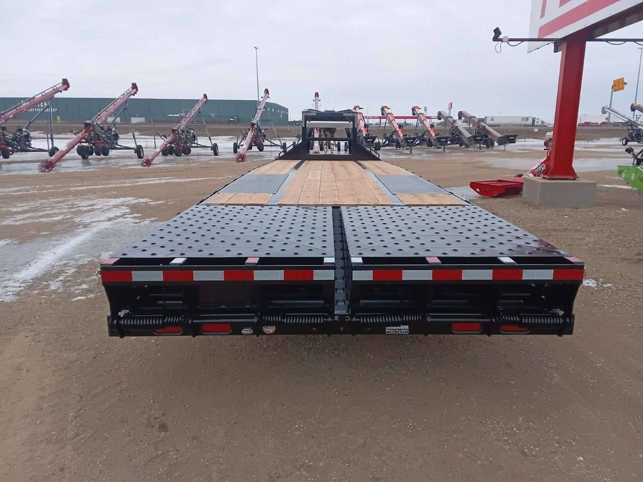 2026 Southland 8'6" x 24' + 6' BT GN Flat Deck TA Trailer