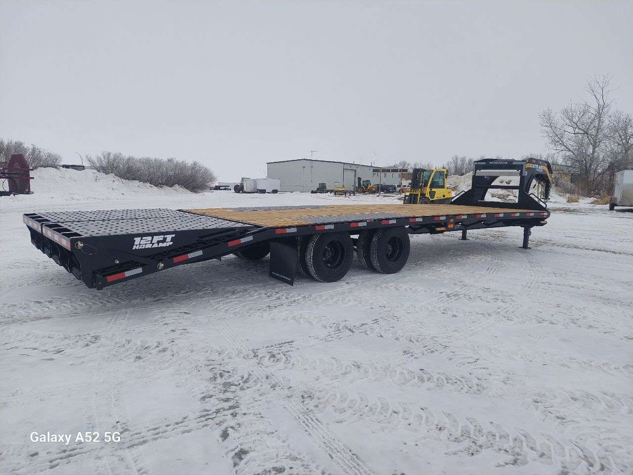 2026 Southland 8'6" x 24' + 6' BT GN Flat Deck Trailer
