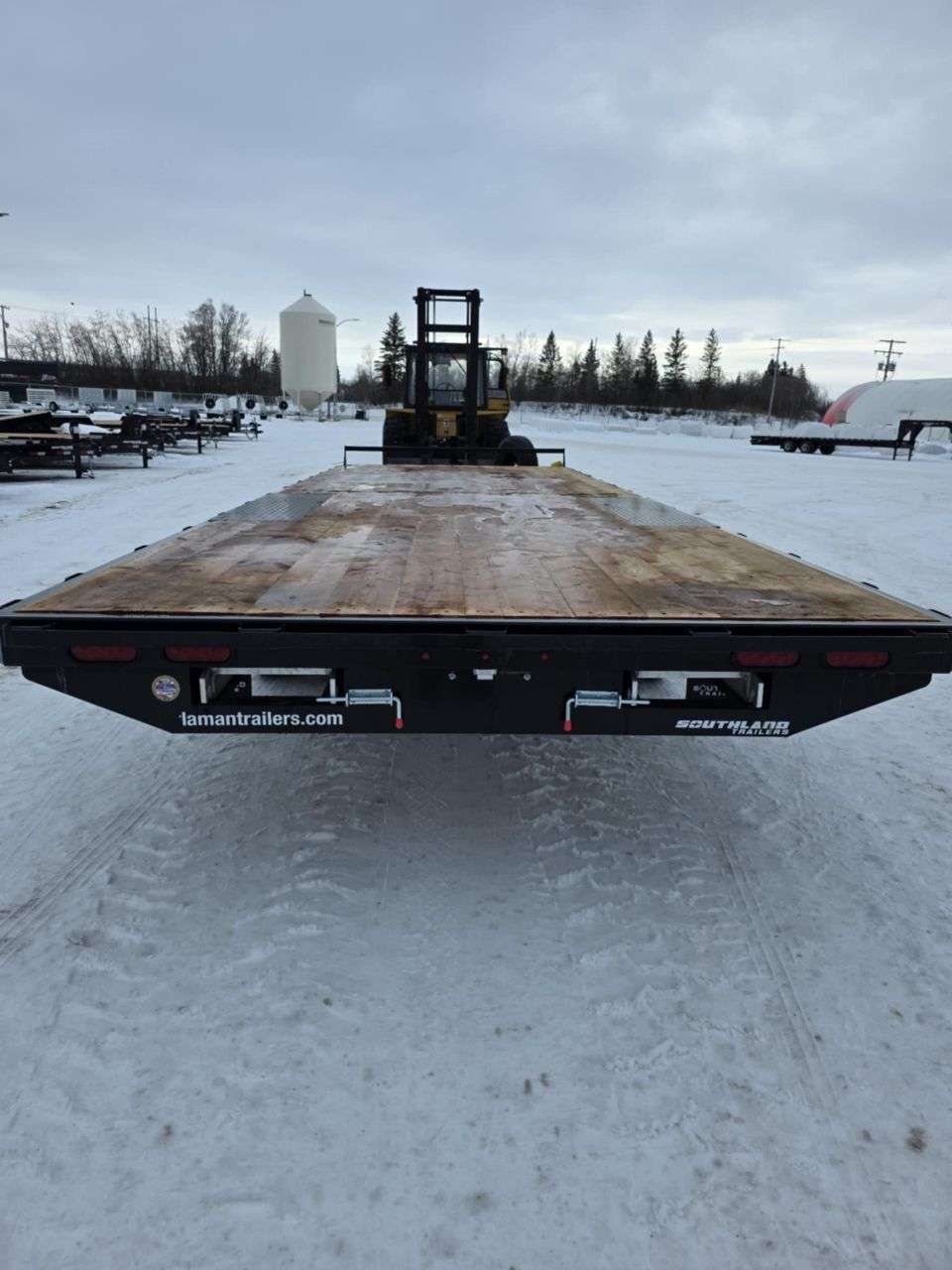 2026 Southland 8'6" x 24' Deckover Trailer