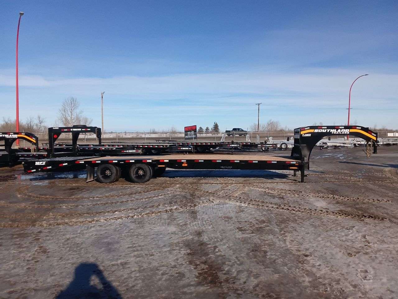 2026 Southland 8'6" x 26' + 6' TA Beavertail GN Flat Deck