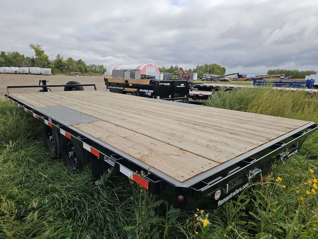 2026 Southland HBA 8'6" x 20' Deckover Trailer