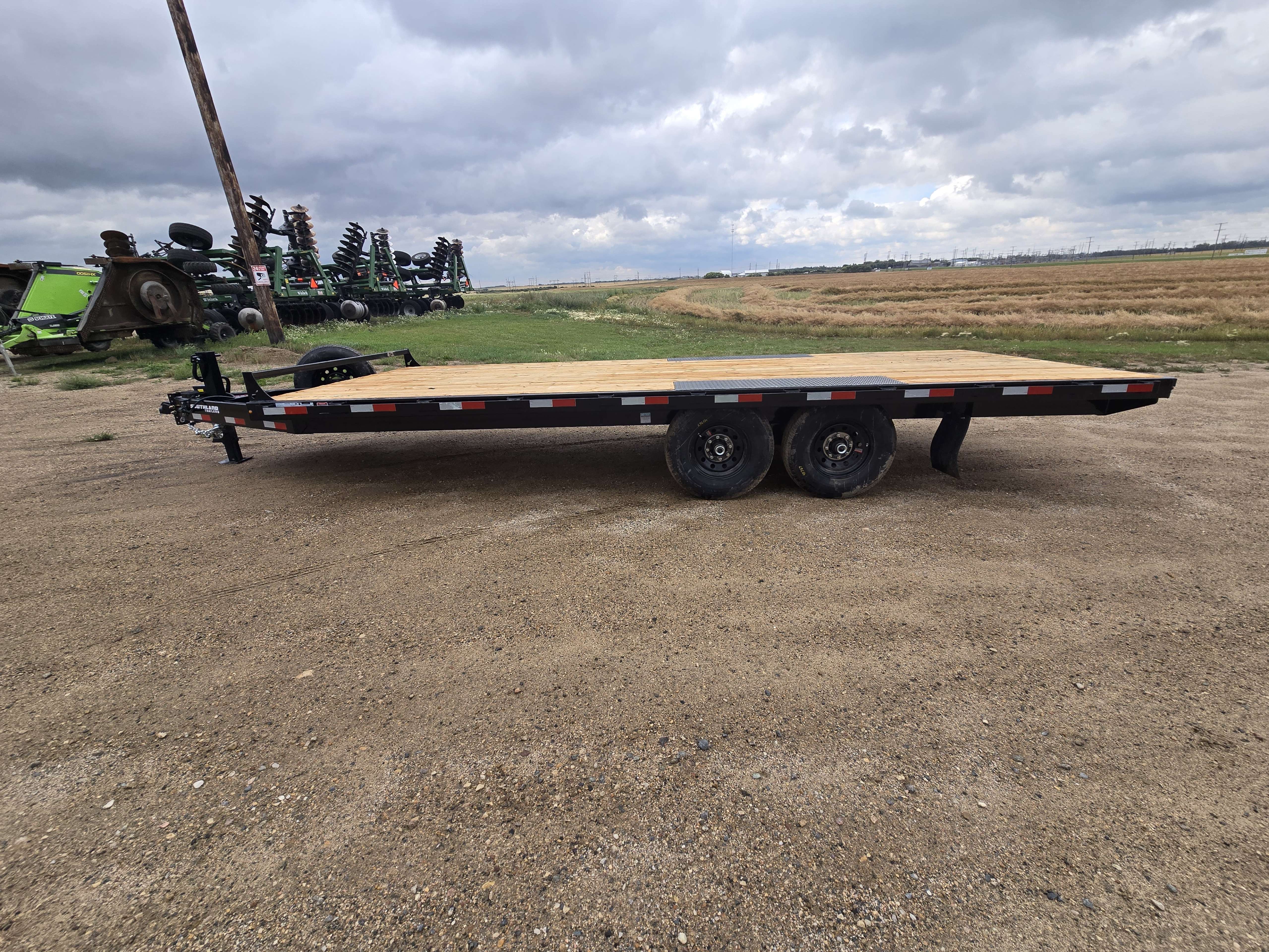 2026 Southland HBA 8'6" x 20' Deckover Trailer