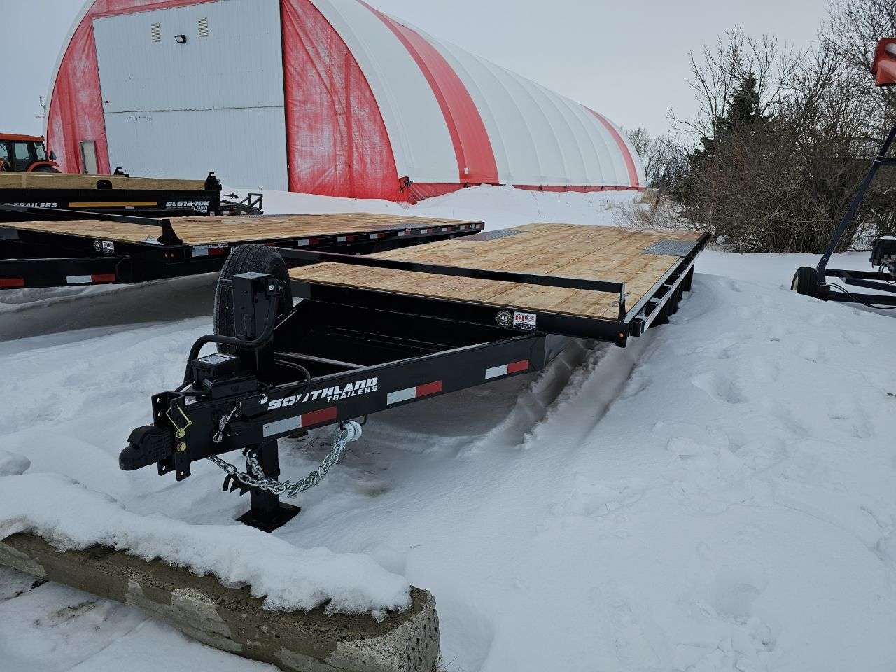 2026 Southland HBA 8'6" x 20' Deckover Trailer
