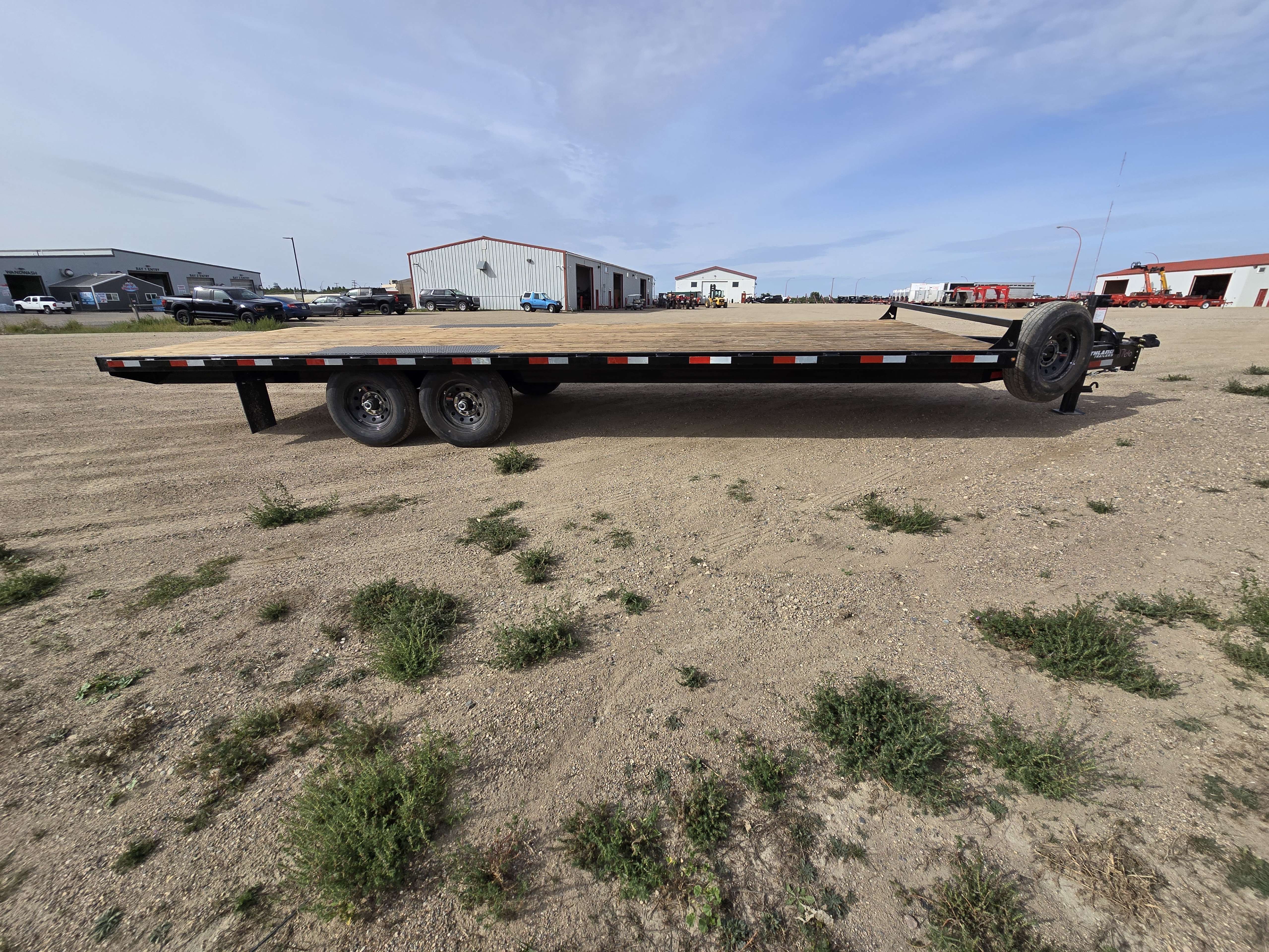 2026 Southland HBA 8'6" x 24' Deckover Trailer