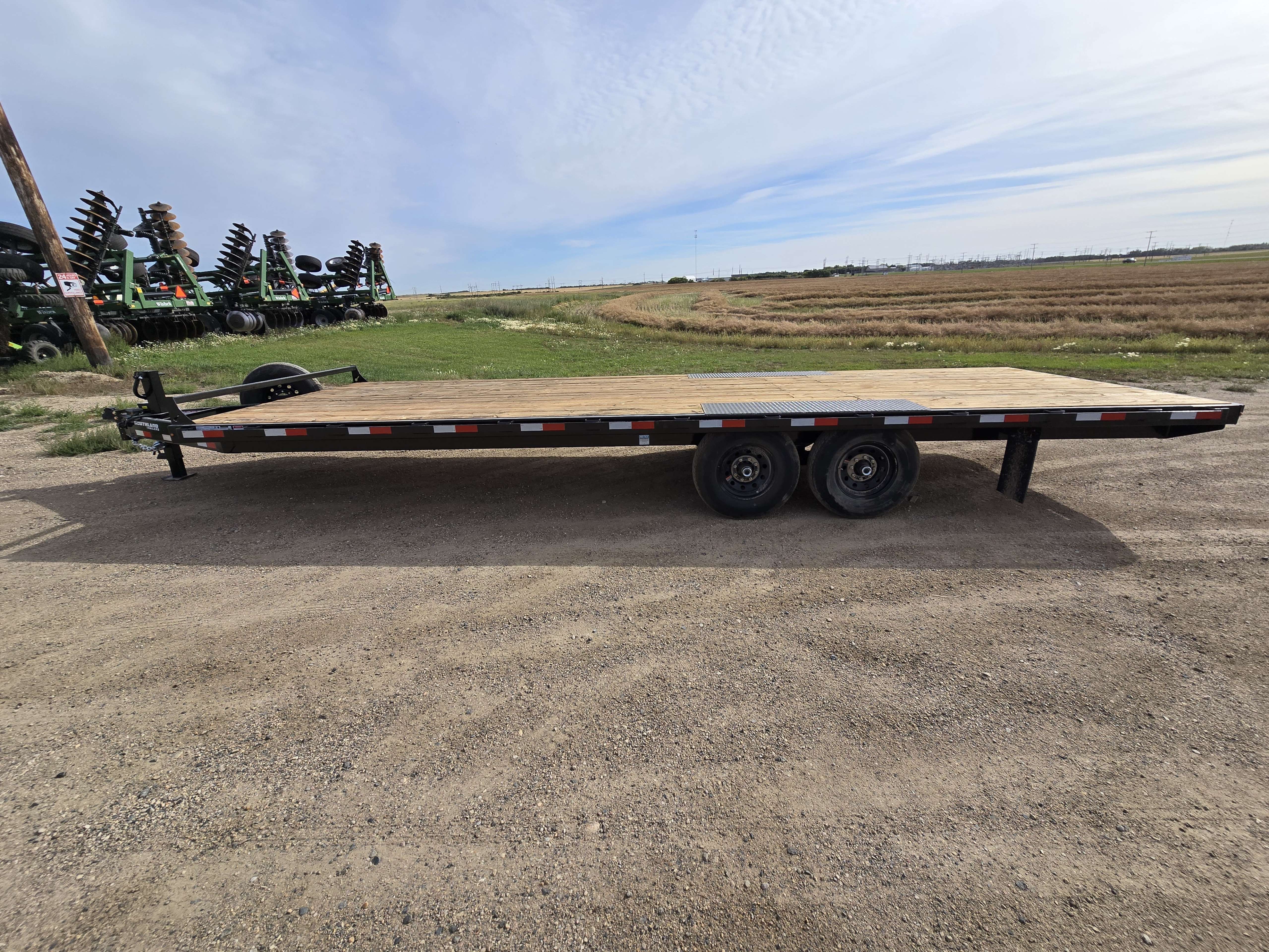 2026 Southland HBA 8'6" x 24' Deckover Trailer