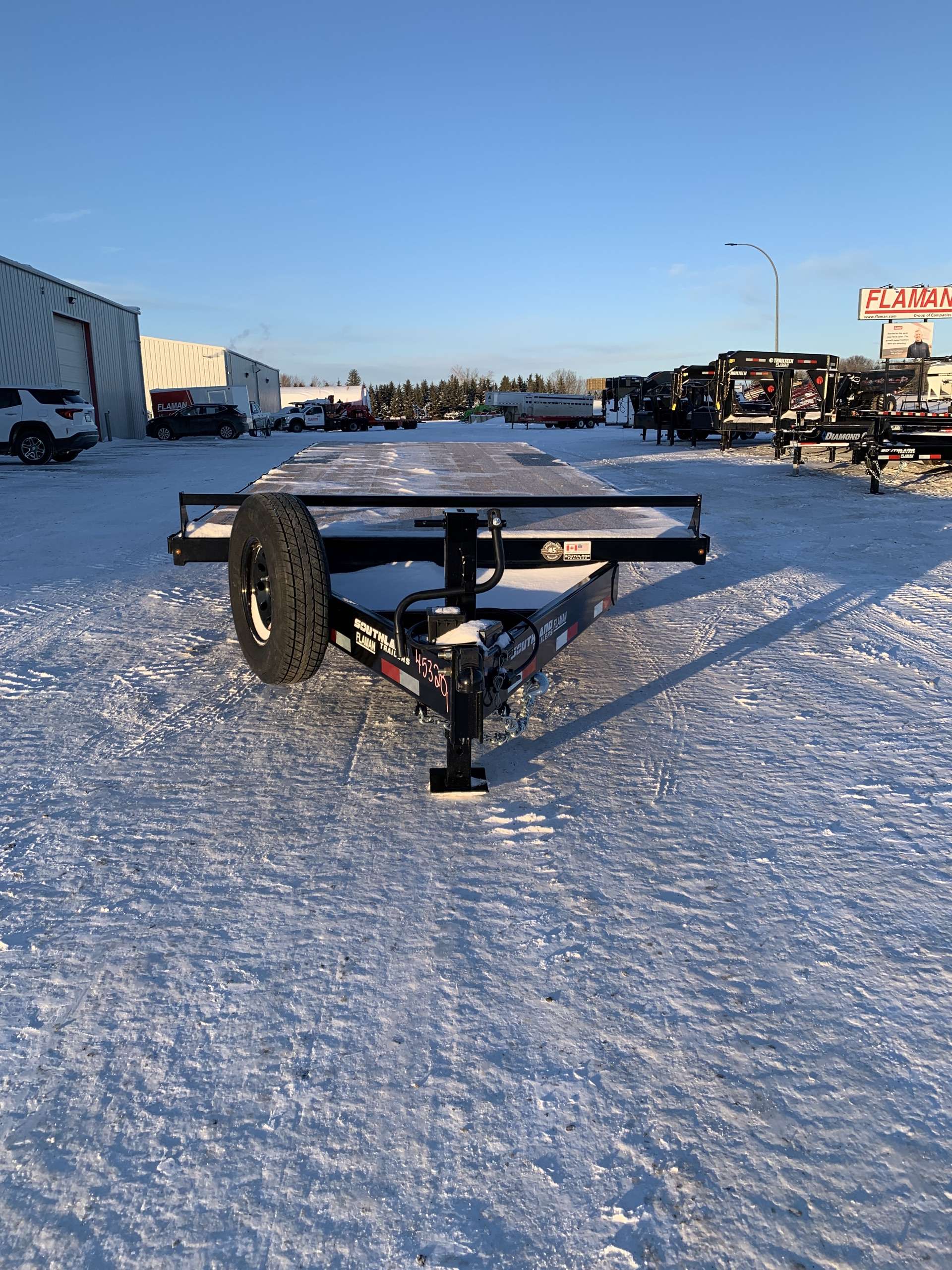 2026 Southland HBA 8'6" x 24' Deckover Trailer