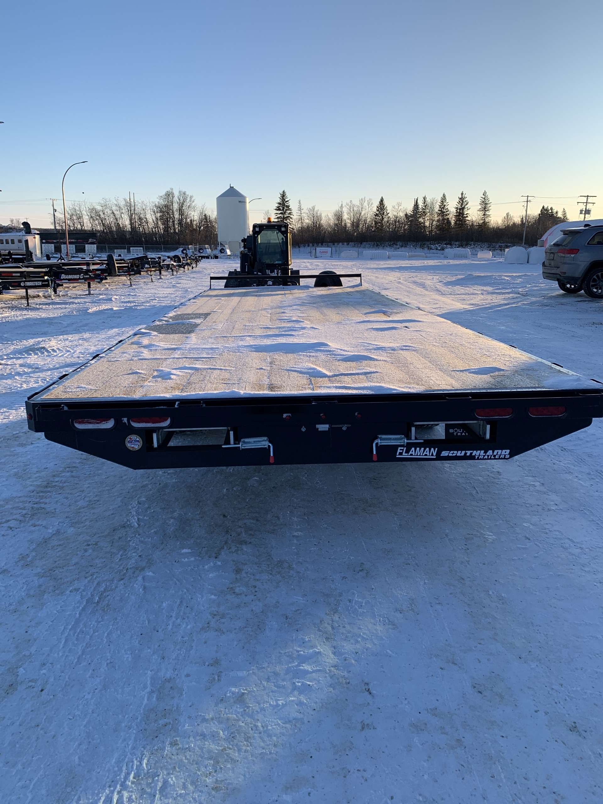 2026 Southland HBA 8'6" x 24' Deckover Trailer