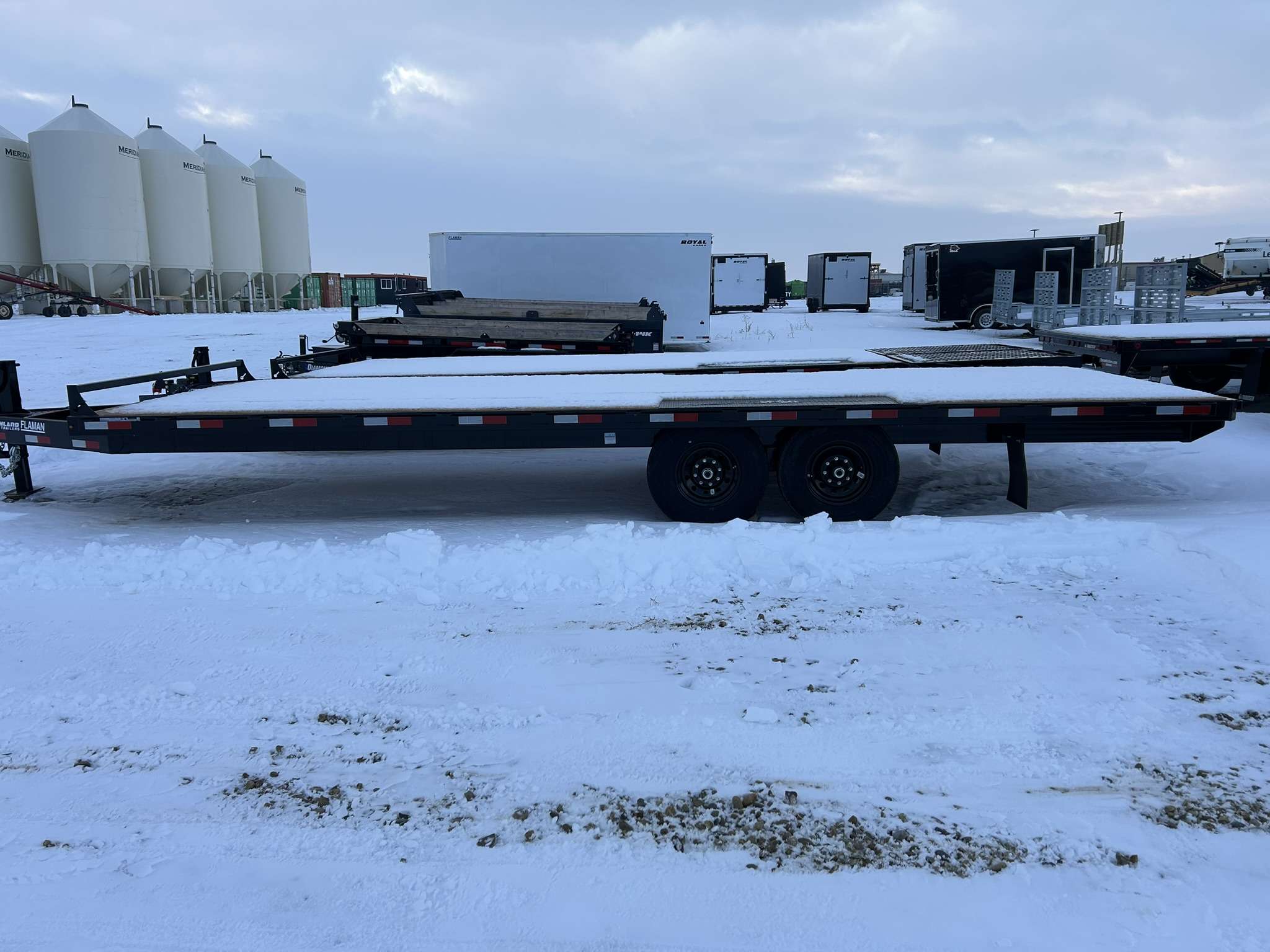 2026 Southland HBA 8'6" x 24' Deckover Trailer