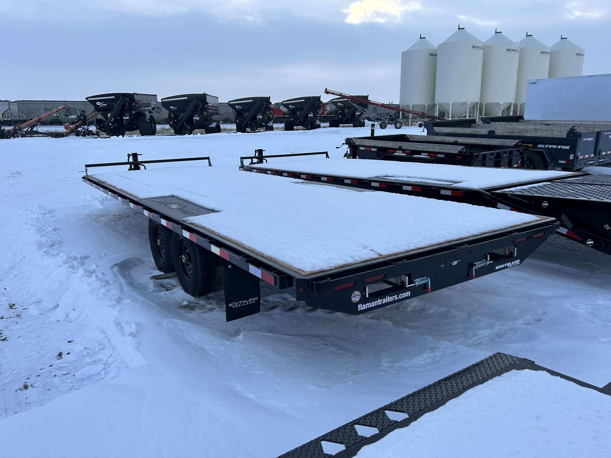 2026 Southland HBA 8'6" x 24' Deckover Trailer