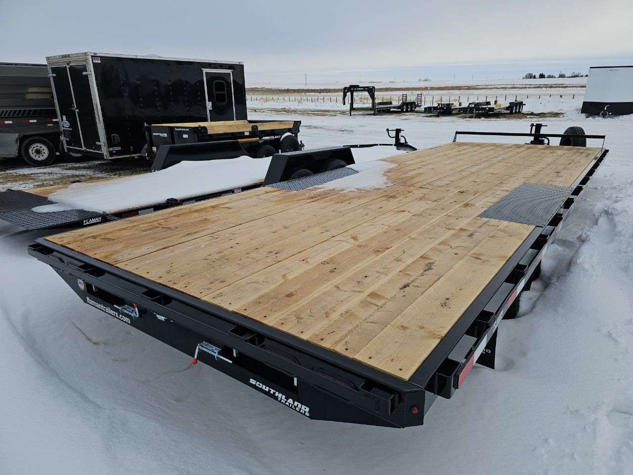 2026 Southland HBA 8'6" x 24' Deckover Trailer