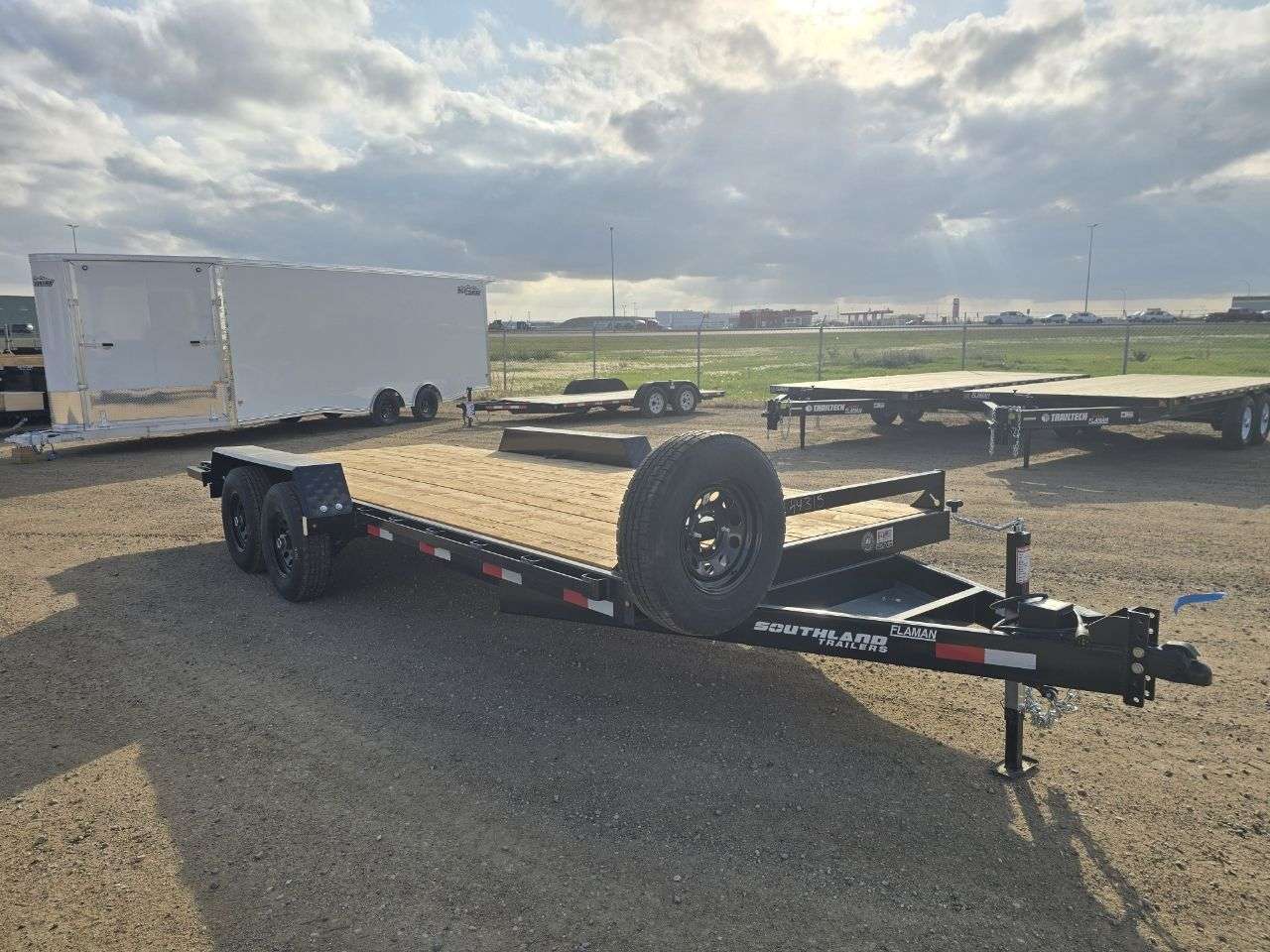 2026 Southland LBA 8'6" x 18' Flat Deck Trailer