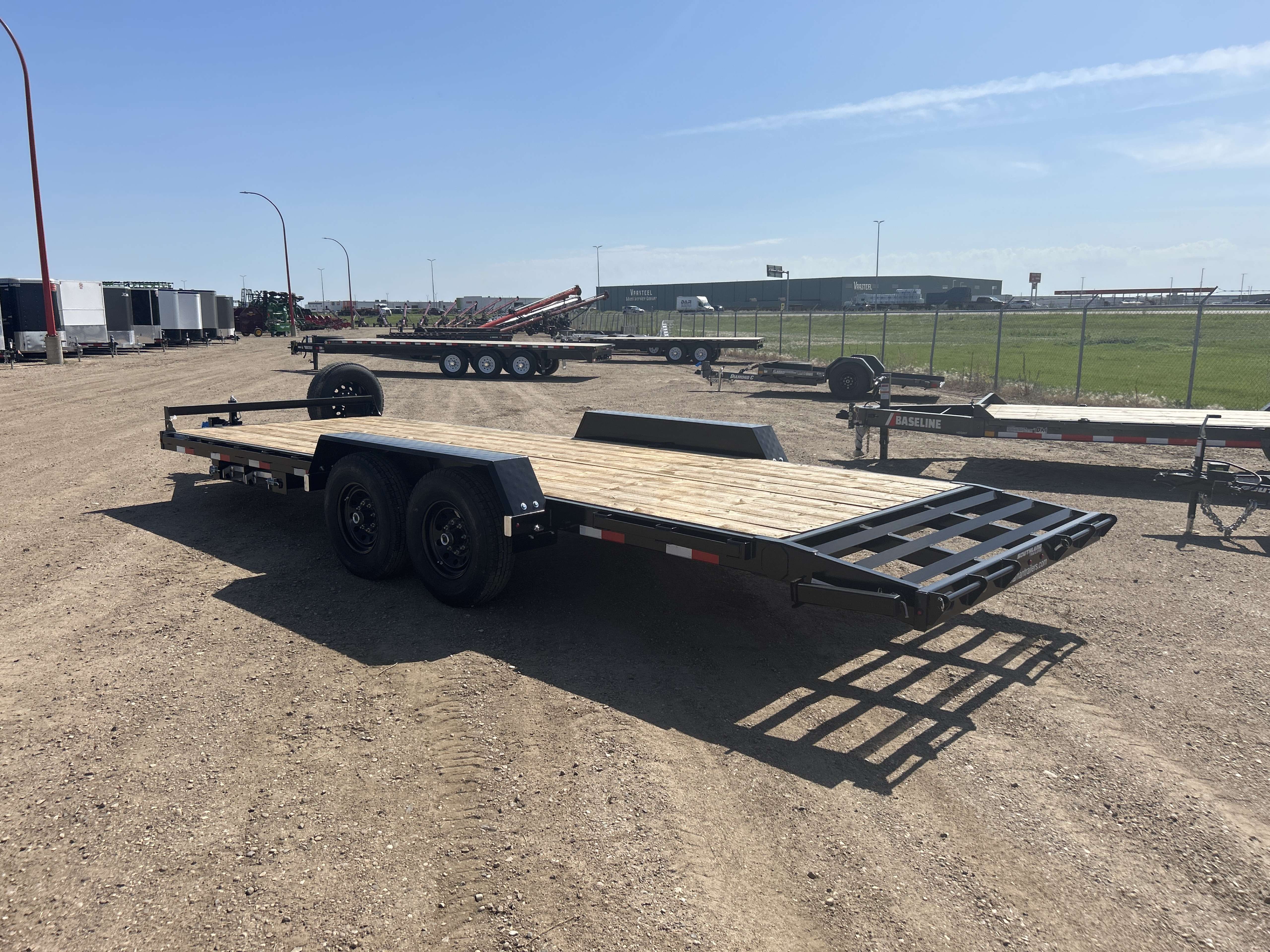 2026 Southland LBA 8'6" x 22' Beavertail Flat Deck Trailer
