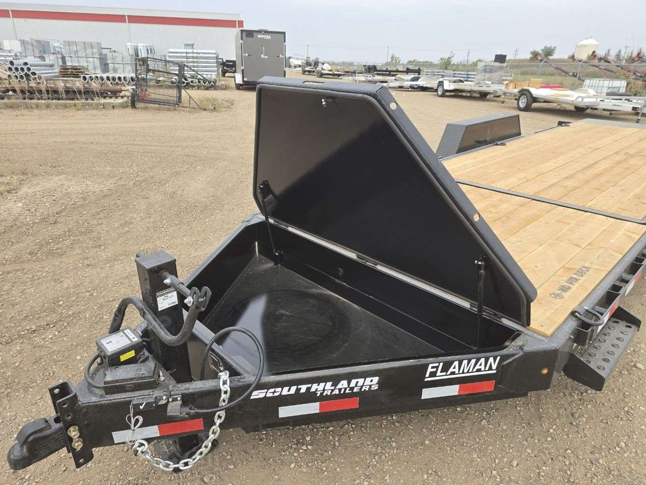 2026 Southland LBA 8'6" x 22' Partial Tilt Trailer