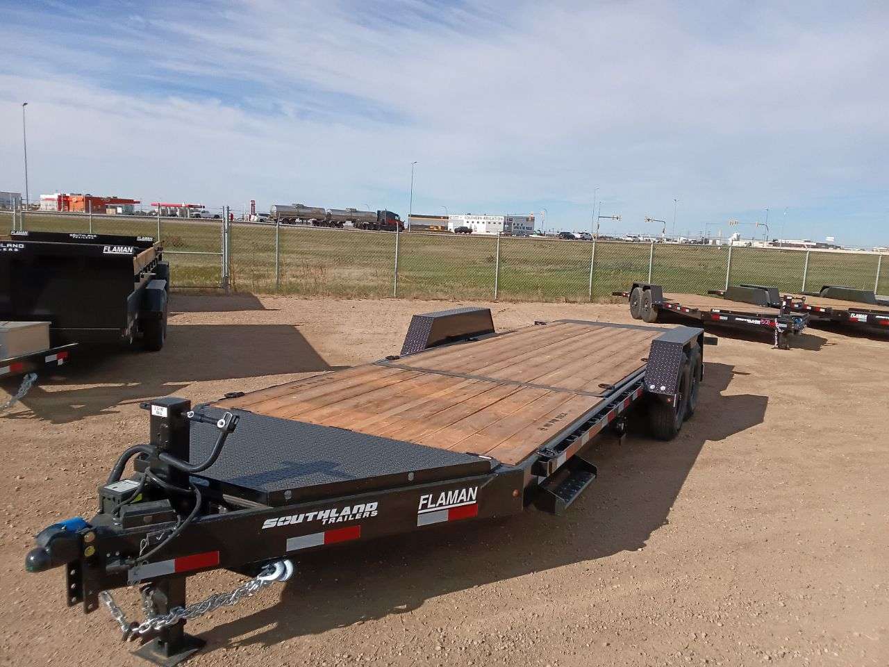 2026 Southland LBA 8'6" x 22' Partial Tilt Trailer