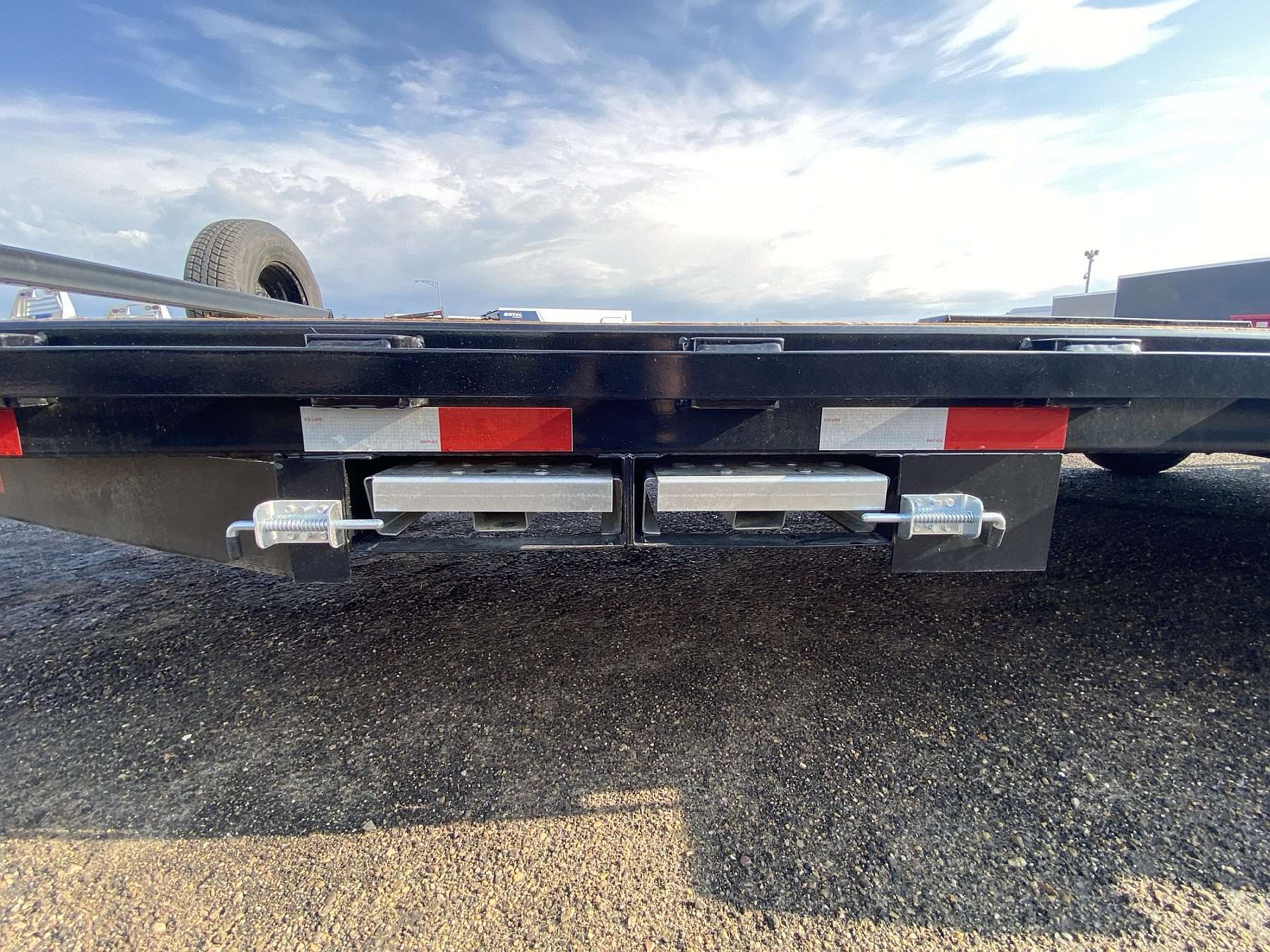 2026 Southland LBAT52-20' Lowboy Trailer