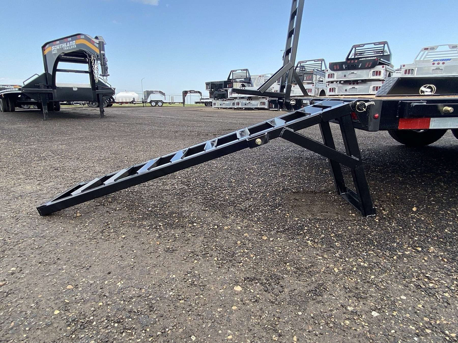 2026 Southland LBAT7-18' Lowboy Trailer