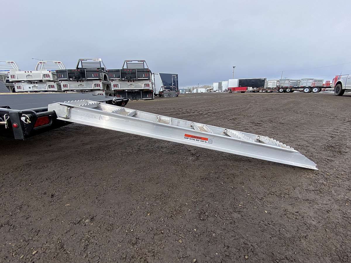 2026 Southland LBAT7- 20' Lowboy Trailer w/ Beavertail