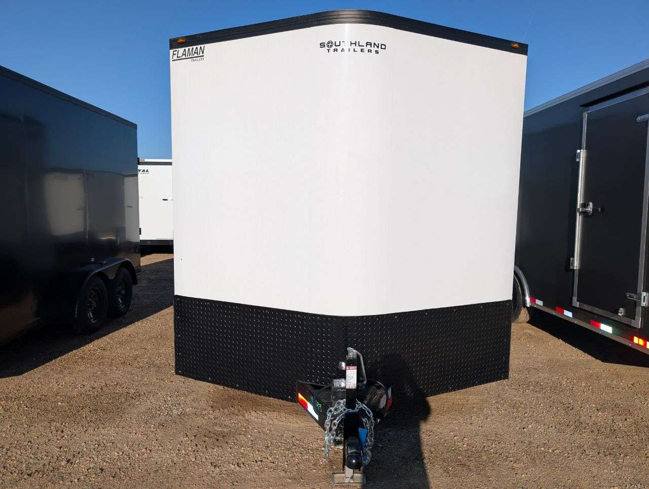 2026 Southland LCH 8'6" x 16' + V-Nose Cargo