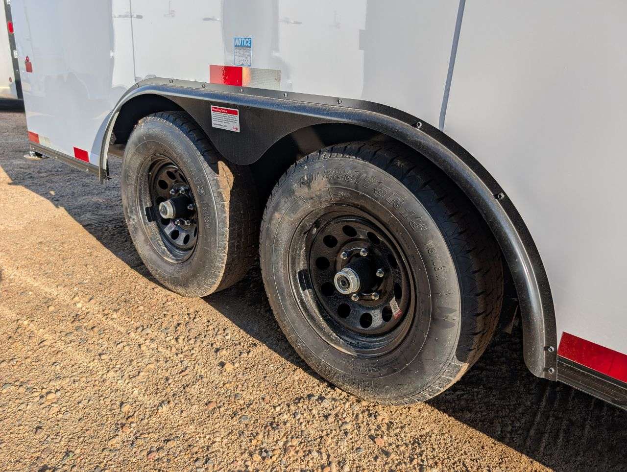 2026 Southland LCH 8'6" x 16' + V-Nose Cargo