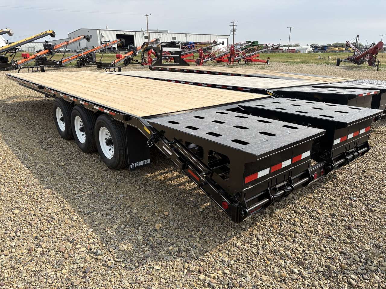 2026 Trailtech 24' + 4'9" BT Deckover Triple 7K Trailer