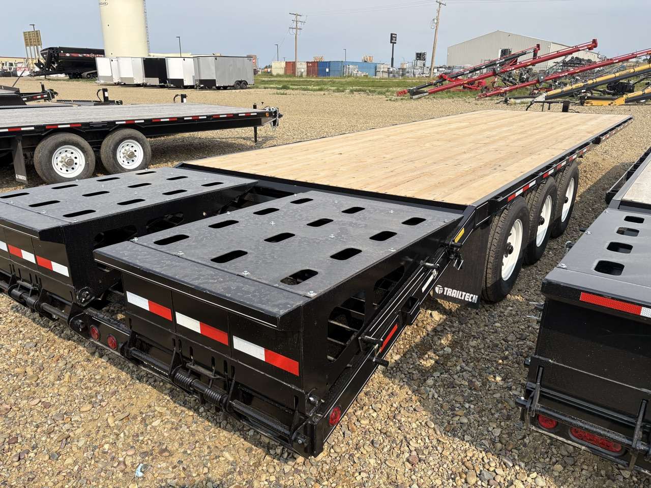2026 Trailtech 24' + 4'9" BT Deckover Triple 7K Trailer