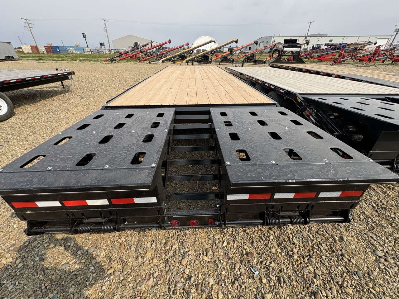 2026 Trailtech 24' + 4'9" BT Deckover Triple 7K Trailer