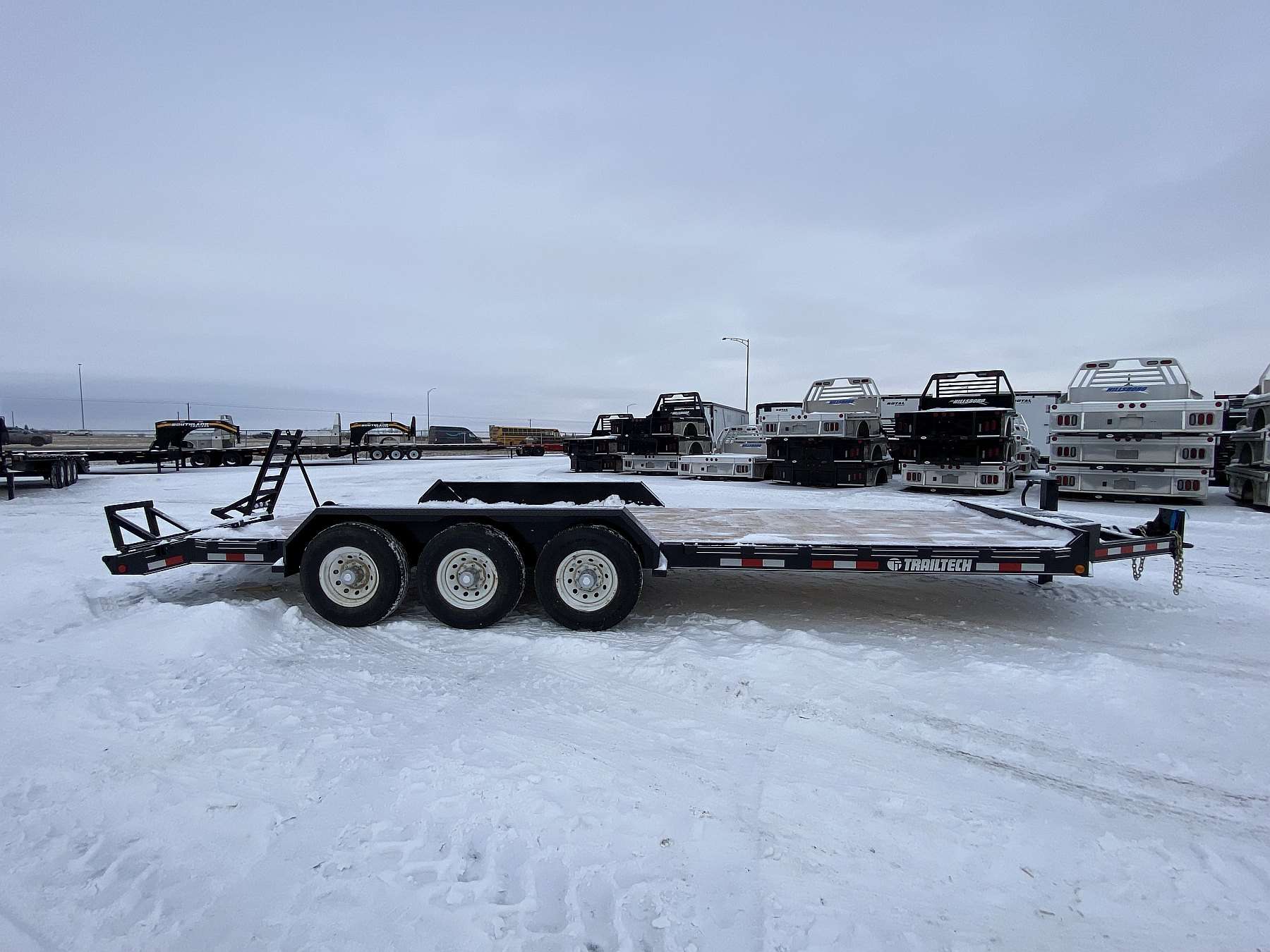 2026 Trailtech 24' Lowboy Tri-Axle Trailer