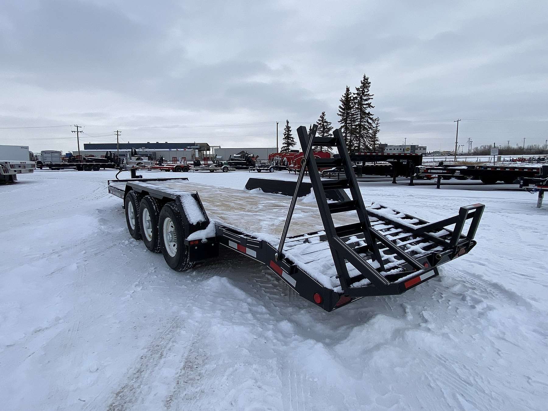 2026 Trailtech 24' Lowboy Tri-Axle Trailer