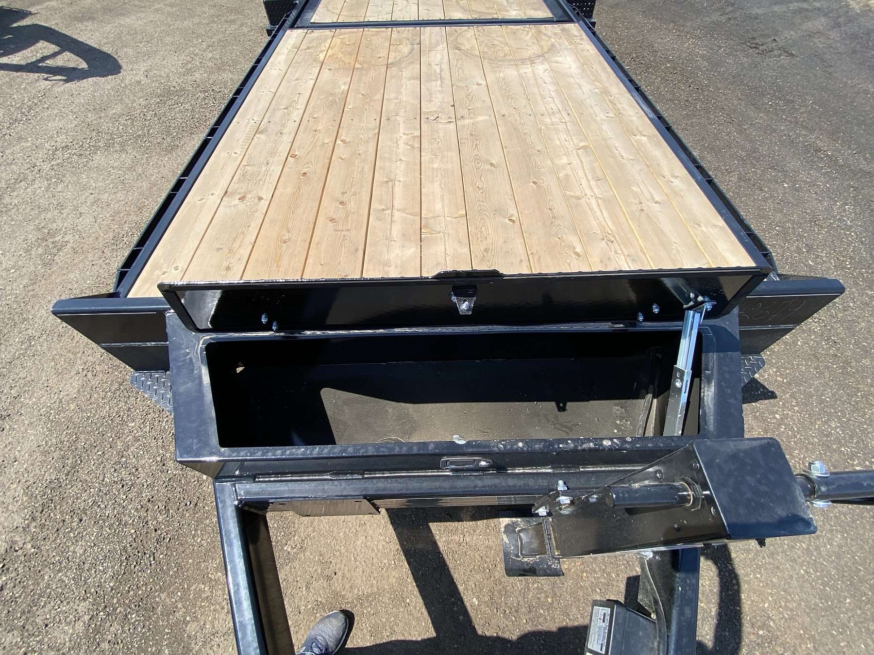 2026 Trailtech 24' Tri-Axle Tilt Deck Trailer