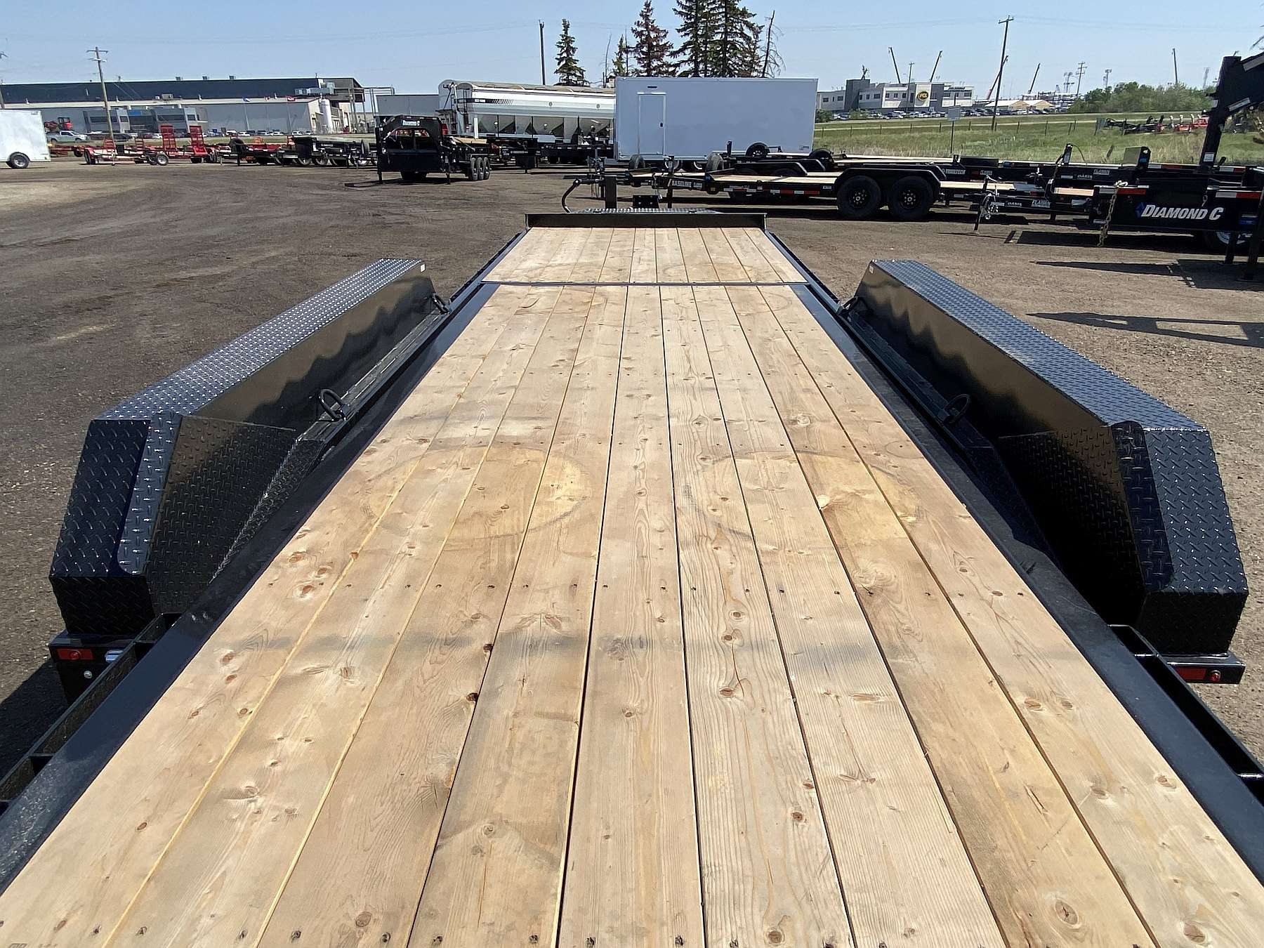 2026 Trailtech 24' Tri-Axle Tilt Deck Trailer