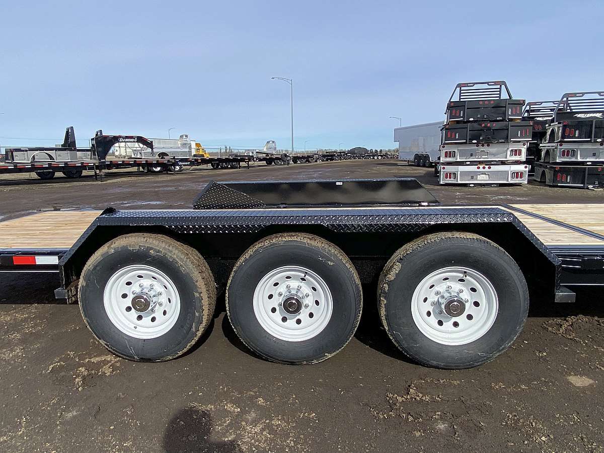 2026 Trailtech 24' Tri-Axle Tilt Deck Trailer