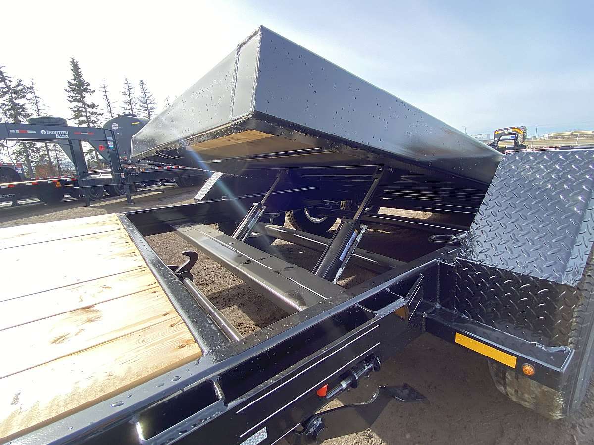 2026 Trailtech 24' Tri-Axle Tilt Deck Trailer
