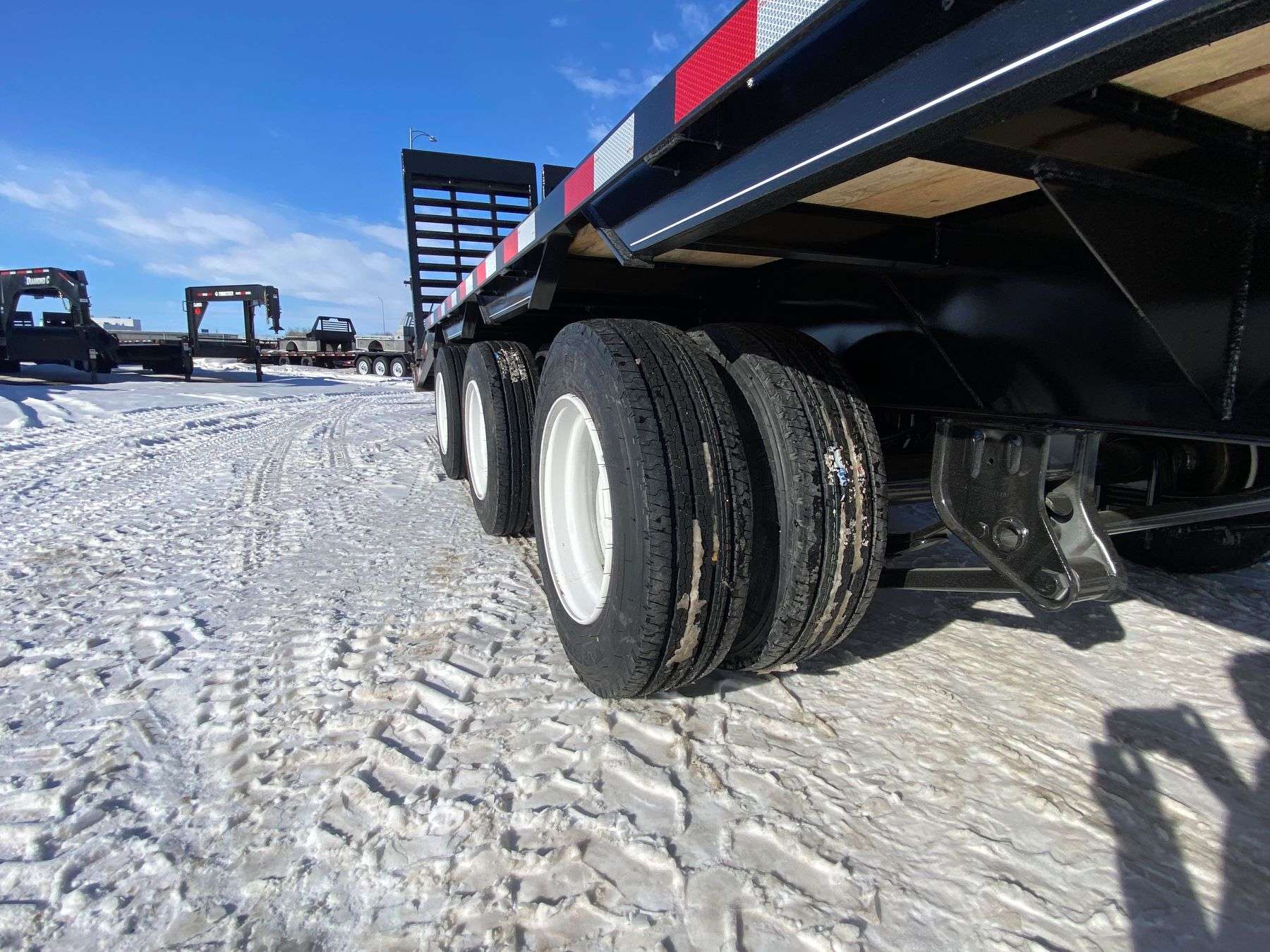 2026 Trailtech 28' + 5' Tri Axle Gooseneck Trailer