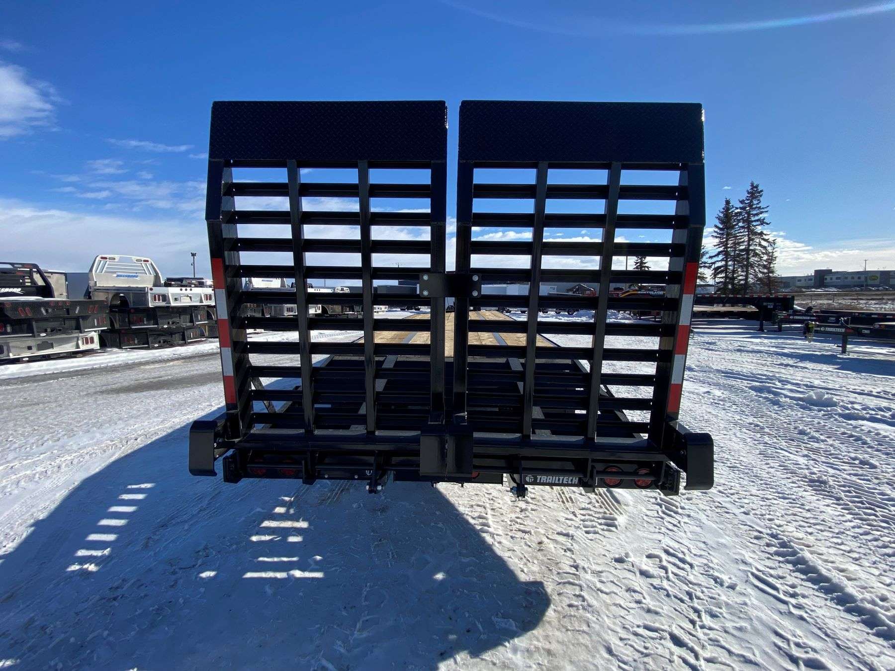 2026 Trailtech 28' + 5' Tri Axle Gooseneck Trailer